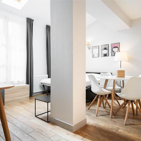 Apparts De L'Oncle Louis Versailles Exteriör bild
