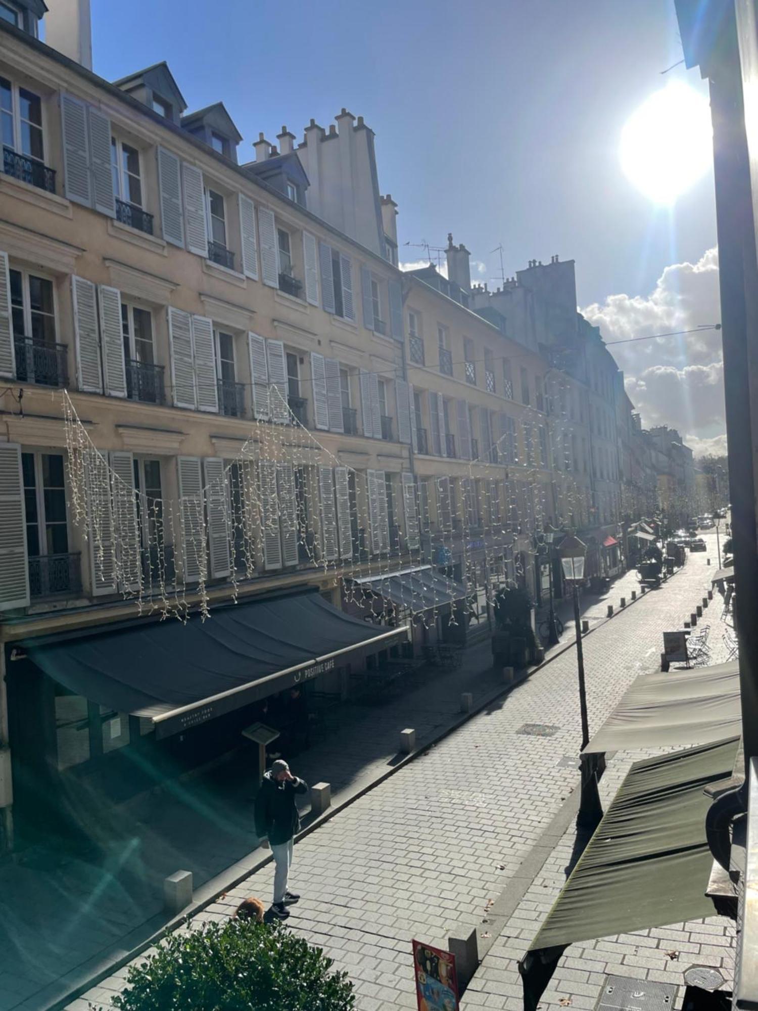 Apparts De L'Oncle Louis Versailles Exteriör bild