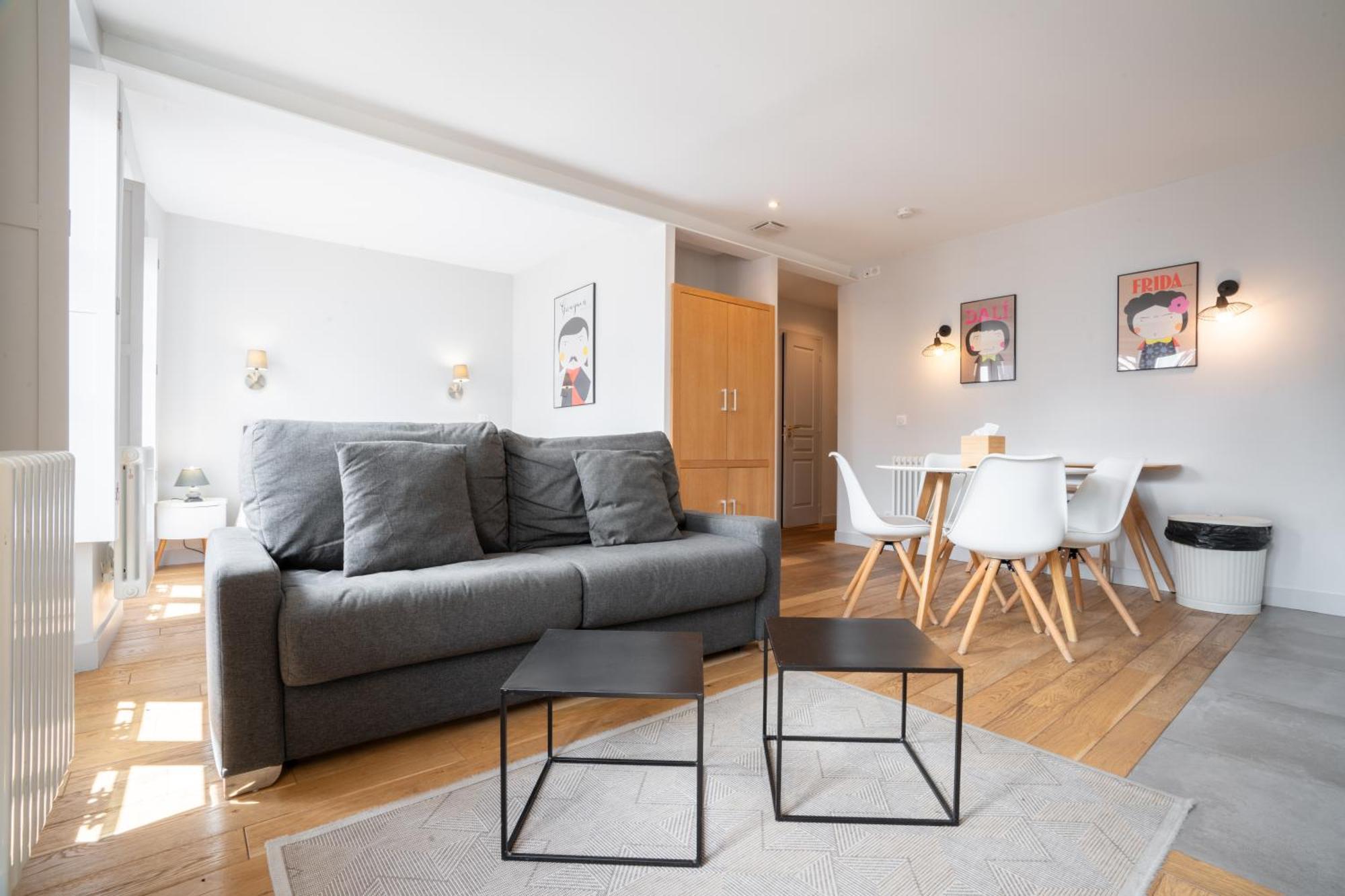 Apparts De L'Oncle Louis Versailles Exteriör bild