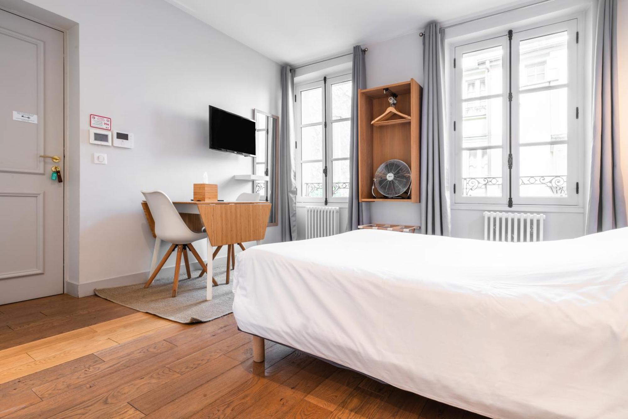 Apparts De L'Oncle Louis Versailles Exteriör bild
